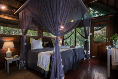 Kosi-Forest-Lodge-twin-bedroom