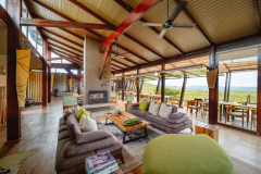Rhino-Ridge-lounge