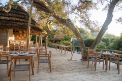 Thonga-Dining-Deck