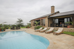 Cottars-safari-services-emakoko-zwembad