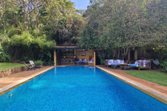 GreenSteps-Travel-Karen-Gables-zwembad