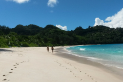 GreenSteps-Travel-Seychellen-eilandhoppen-Mahe-strand