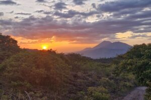 Green-Steps-Travel-Nicaragua-landschap-Telica-zonsondergang